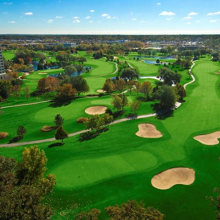 Hilton Chicago Oak Brook Hills Resort & Conference Center Екстериор снимка