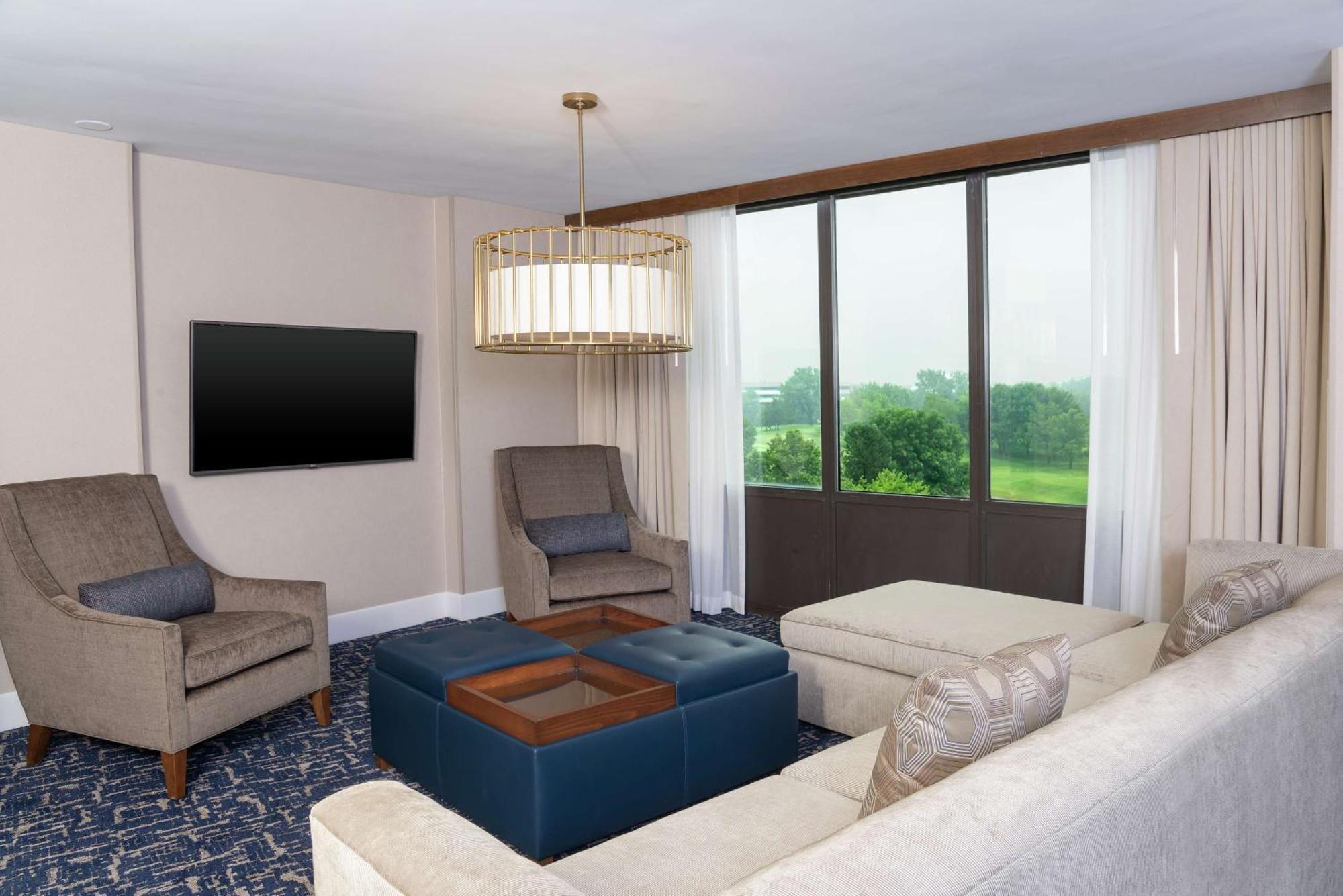 Hilton Chicago Oak Brook Hills Resort & Conference Center Екстериор снимка