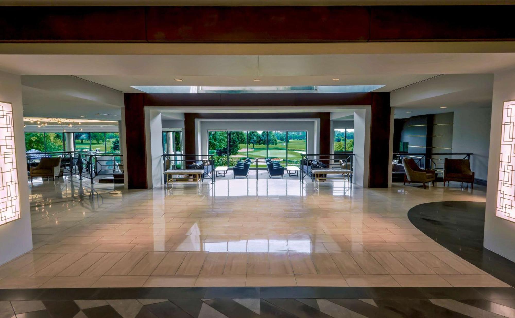 Hilton Chicago Oak Brook Hills Resort & Conference Center Екстериор снимка