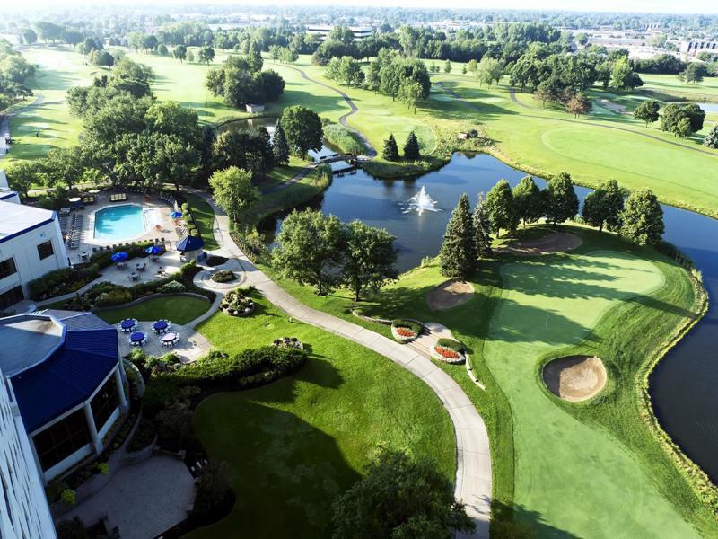 Hilton Chicago Oak Brook Hills Resort & Conference Center Екстериор снимка